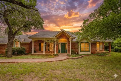 2215 California Lane, Arlington, TX 76015 - Photo 1