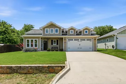 207 Wilson Street, Lake Dallas, TX 75065 - Photo 1