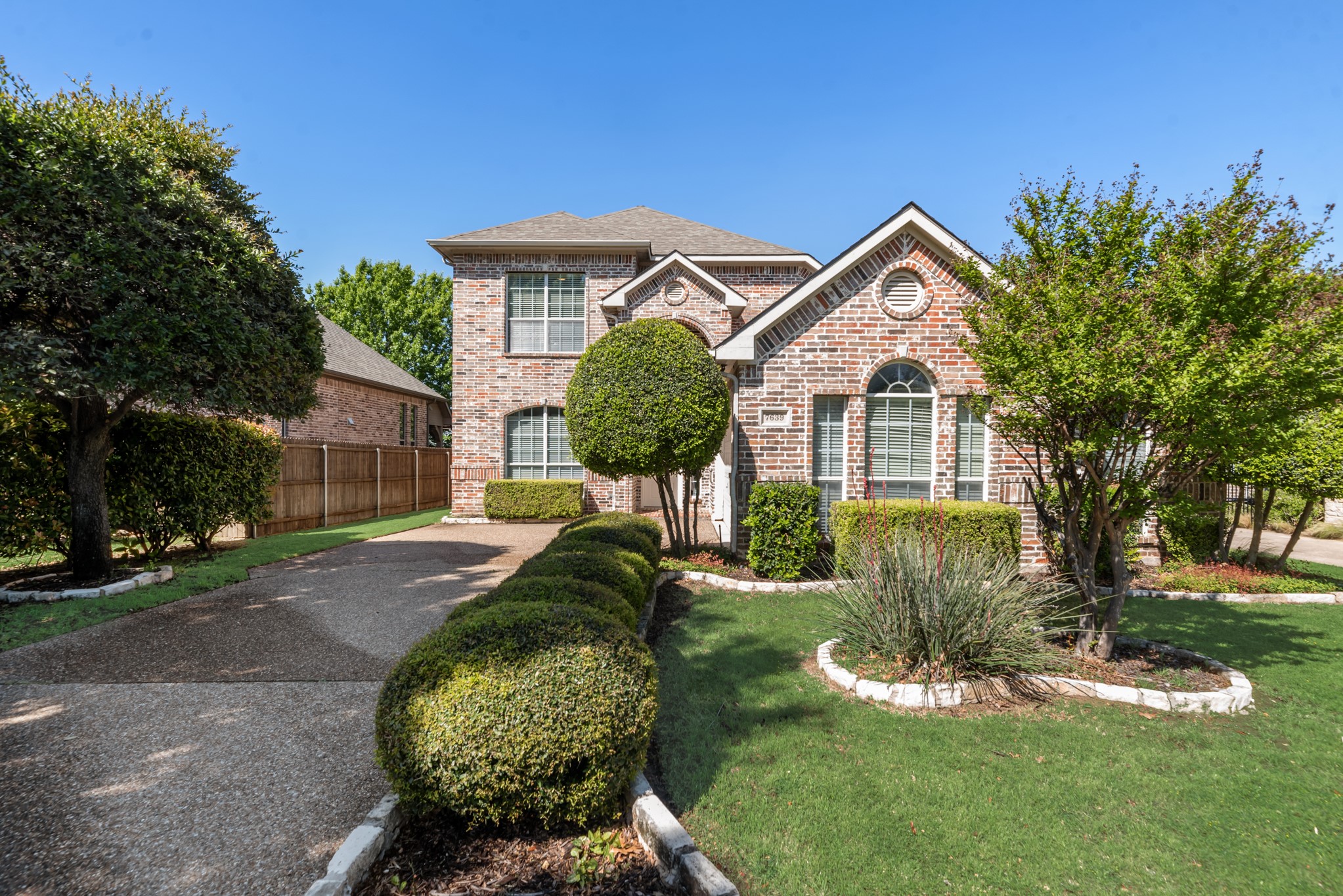 7639 Bridge Water Cir, Frisco, TX 75034 - MLS 21234742 - Coldwell Banker