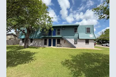 111 E Rogers Street, Arlington, TX 76011 - Photo 1