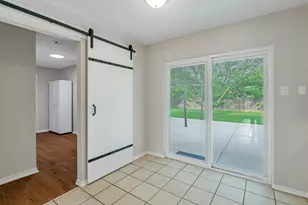 445 Parkridge Blvd, Burleson, TX 76028 - Photo 19