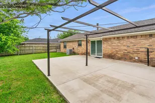 445 Parkridge Blvd, Burleson, TX 76028 - Photo 29