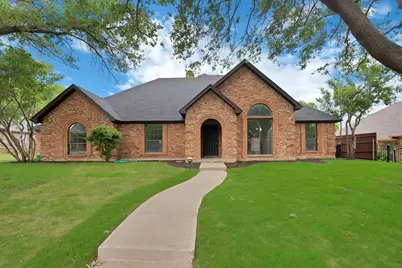 4104 Misty Meadow Drive, Fort Worth, TX 76133 - Photo 1