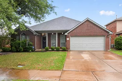 9122 Water Oak Drive, Arlington, TX 76002 - Photo 1