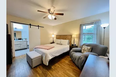 310 W 15th Street, Irving, TX 75060 - Photo 7