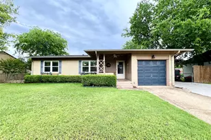 310 W 15th St, Irving, TX 75060 - Photo 1