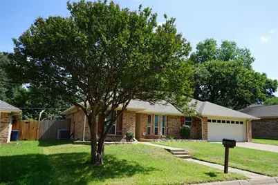3221 Elkhart Court, Arlington, TX 76016 - Photo 1