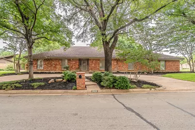 2609 Shadow Ridge Drive, Arlington, TX 76006 - Photo 1