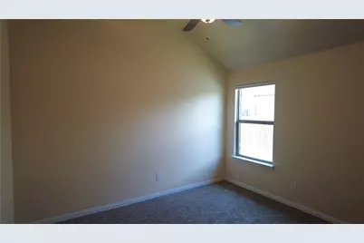 300 Dorset Court, Roanoke, TX 76262 - Photo 11
