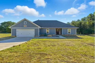 125 Ruidoso Way, Mineral Wells, TX 76067 - Photo 1