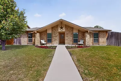 1915 Glenrose Lane, Carrollton, TX 75007 - Photo 1