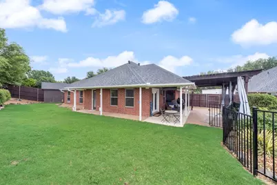 7057 Ridge Crest Drive, North Richland Hills, TX 76182 - Photo 27