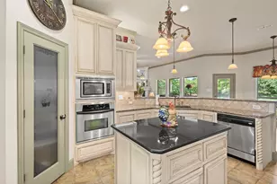 6831 Brooke Blvd, Midlothian, TX 76065 - Photo 9