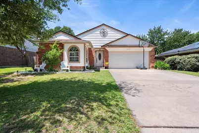 6716 Copperwood Court, Arlington, TX 76001 - Photo 1