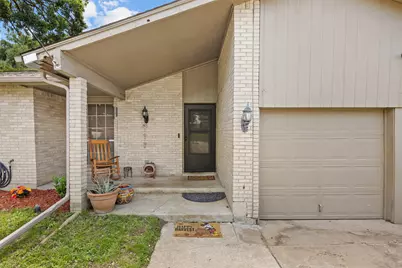 2010 Warwick Drive, Arlington, TX 76015 - Photo 5