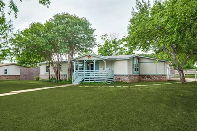 301 Darrell Road, Roanoke, TX 76262 - Photo 1