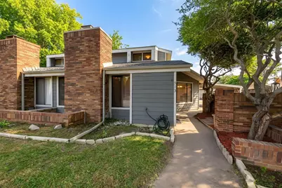 513 Hunters Glen Street, Lewisville, TX 75067 - Photo 1
