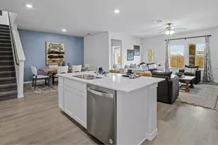 7085 Bison Creek Ln, Garland, TX 75043 - Photo 5