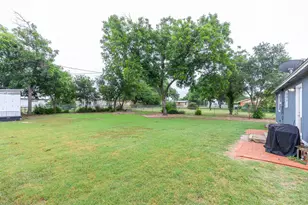 505 Fairmont St, Clyde, TX 79510 - Photo 25