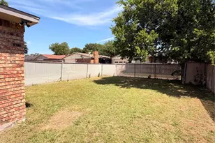 7327 Cave Dr, Dallas, TX 75249 - Photo 7
