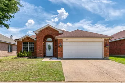 934 Plumeria Drive, Arlington, TX 76002 - Photo 1