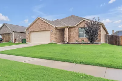 316 Valley Drive, Aubrey, TX 76227 - Photo 1