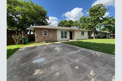 1821 Sandy Lane, Mesquite, TX 75149 - Photo 3