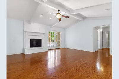 1800 Holm Oak Street, Arlington, TX 76012 - Photo 13