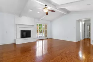 1800 Holm Oak St, Arlington, TX 76012 - Photo 13