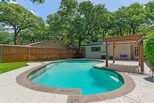 1800 Holm Oak St, Arlington, TX 76012 - Photo 37