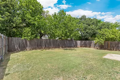 4033 Carver Court, Irving, TX 75061 - Photo 19