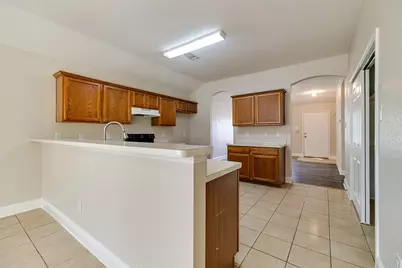 4033 Carver Court, Irving, TX 75061 - Photo 7