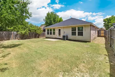 4033 Carver Court, Irving, TX 75061 - Photo 17