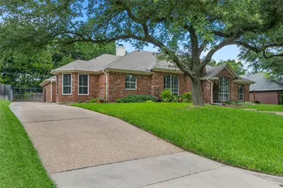 716 Meadow Mountain Drive, Waco, TX 76712 - Photo 1