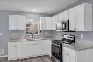902 Calumet St, Waco, TX 76704 - Photo 5