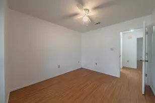 700 Mann Ct, Cleburne, TX 76033 - Photo 13