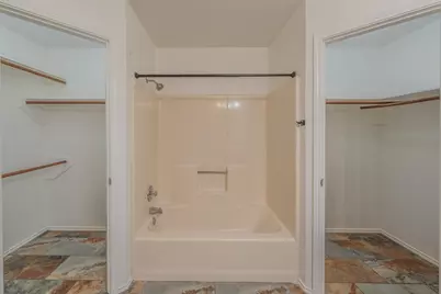 700 Mann Court, Cleburne, TX 76033 - Photo 9
