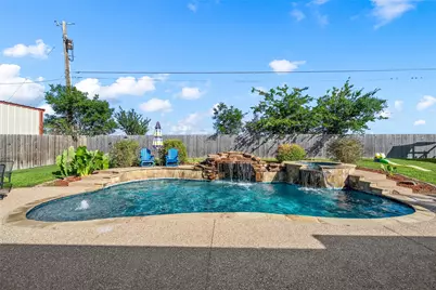 1794 Inez Drive, Robinson, TX 76706 - Photo 1