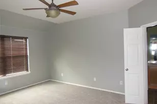 15633 Wheelhorse Trail, Fort Worth, TX 76262 - Photo 17