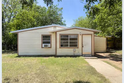 401 Long Drive, Mineral Wells, TX 76067 - Photo 1