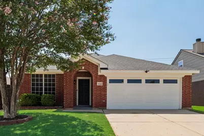 6614 Spartan Drive, Arlington, TX 76001 - Photo 1