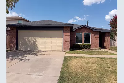 5244 New Castleton Lane, Fort Worth, TX 76135 - Photo 1