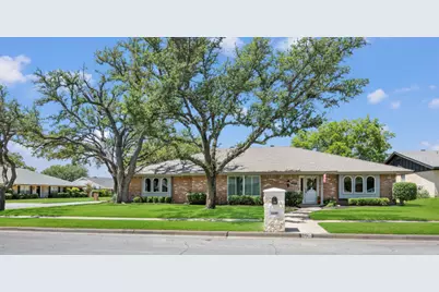 1600 Forest Glen Court, Pantego, TX 76013 - Photo 1