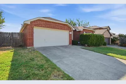 4816 Barnhill Lane, Fort Worth, TX 76135 - Photo 1
