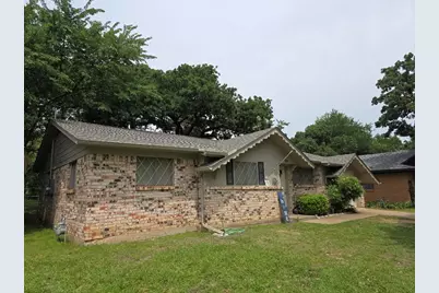84 Ravenswood Drive, Bedford, TX 76022 - Photo 1