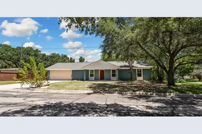 7025 Canterbury Drive, Waco, TX 76712 - Photo 1