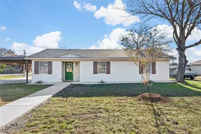 327 Norwood Drive, Woodway, TX 76712 - Photo 1