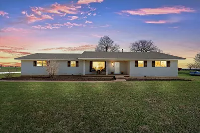 5132 Cedar Rock Parkway, Crawford, TX 76638 - Photo 1