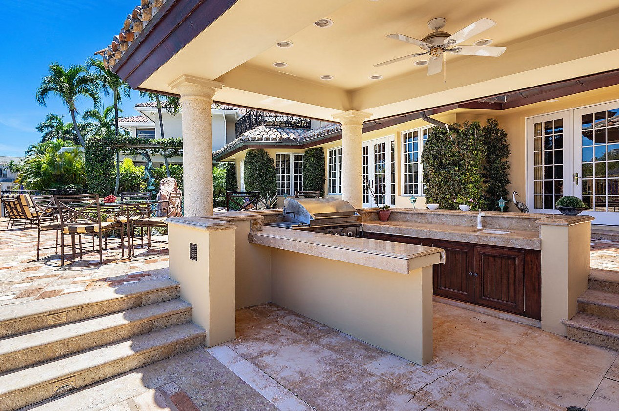 4976 Sanctuary Ln, Boca Raton FL 33431-5211 exterior