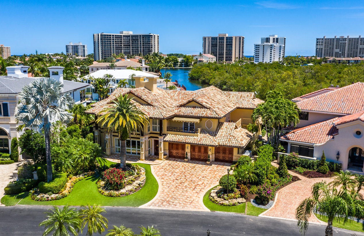 4976 Sanctuary Ln, Boca Raton FL 33431-5211 exterior